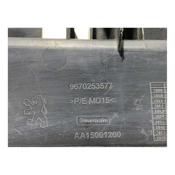 Porta Treco Do Painel Peugeot 408 2012 A 2016