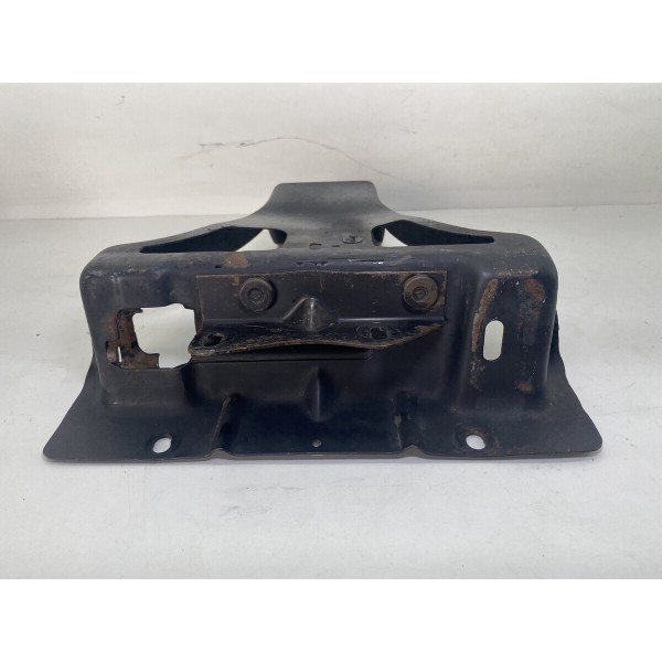 Suporte Inferior Fechadura Capô S10 Blazer 1995 A 2011