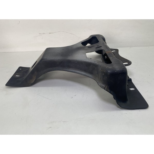 Suporte Inferior Fechadura Capô S10 Blazer 1995 A 2011