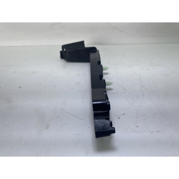 Suporte Guia Parachoque Esquerdo Traseiro Jeep Compass 2018