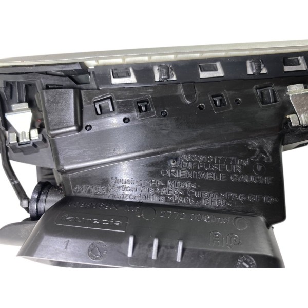 Difusor Esquerdo De Ar Peugeot 208 1.2 14 2015 2016 A 2017