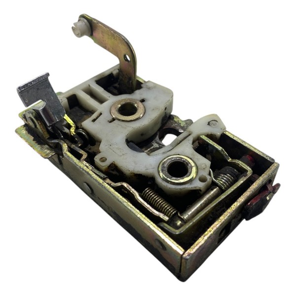 Fechadura Porta Traseira Ld Pas Vw Santana 2.0 1987 A 1999