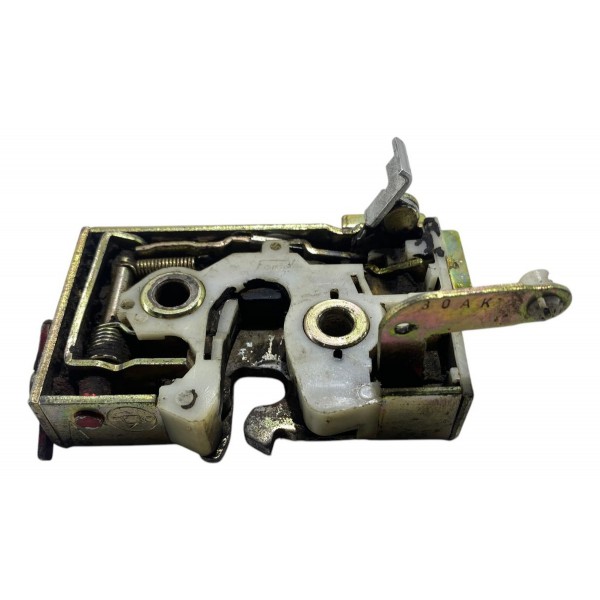 Fechadura Porta Traseira Ld Pas Vw Santana 2.0 1987 A 1999