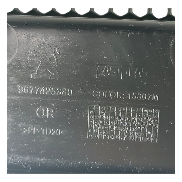 Grade Churrasqueira Peugeot 208 2013 A 2019 Esquerda