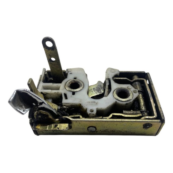 Fechadura Porta Diant. Dir. Vw Santana 4p Sedan 1997 A 2000