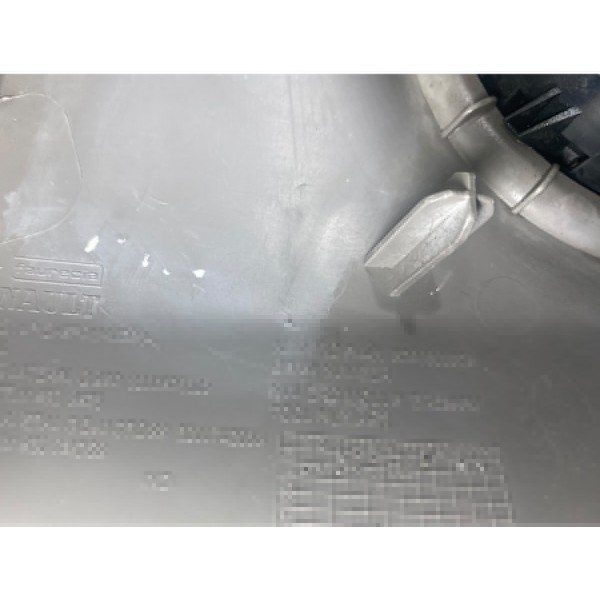 Moldura Difusor Esquerdo Renault Sandero 2009 2010 2011