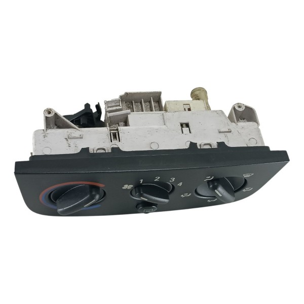 Comando Botão Ar Condicionado Chevrolet Corsa 2003 A 2012