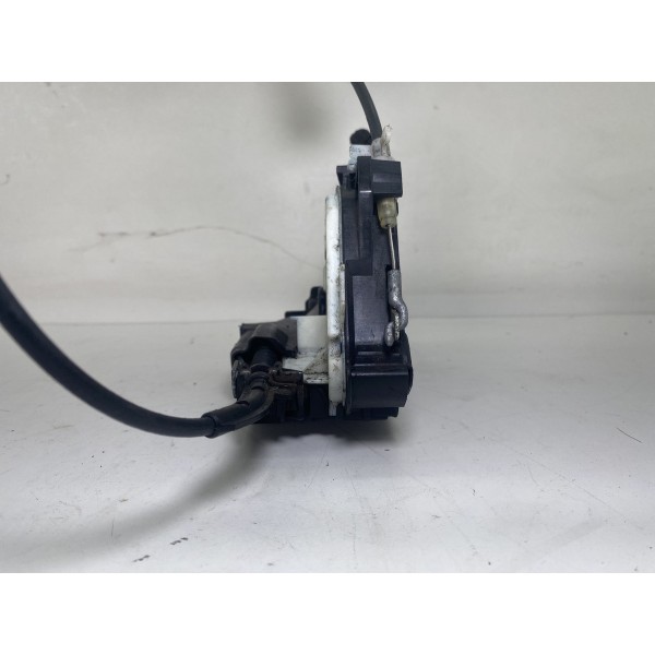 Fechadura Porta Dianteira Direita Vw Jetta 2.0 2014 2015