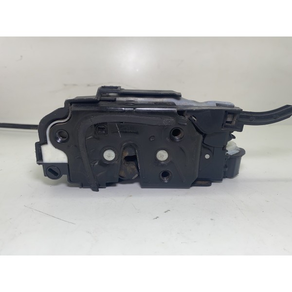 Fechadura Porta Dianteira Direita Vw Jetta 2.0 2014 2015