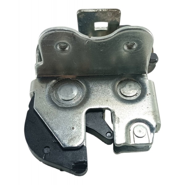 Trava Porta Mala Mercedes Benz C180 C200 2001 A 2007