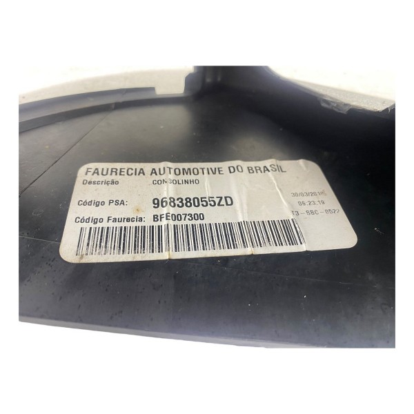 Console Central Peugeot 206/207 2011 A 2012