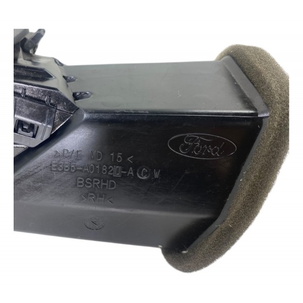 Difusor De Ar Lado Direito Do Ford Ka 2015 2016 A 2018