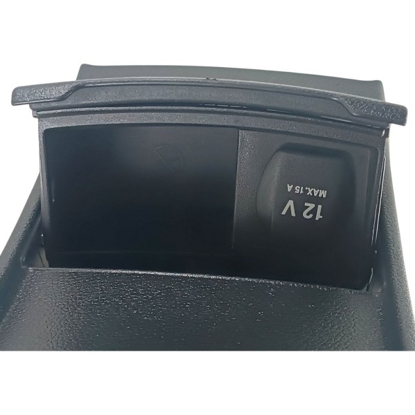Console Tomada 12v Mercedes Benz A200 B200 Gla200 2015 2018
