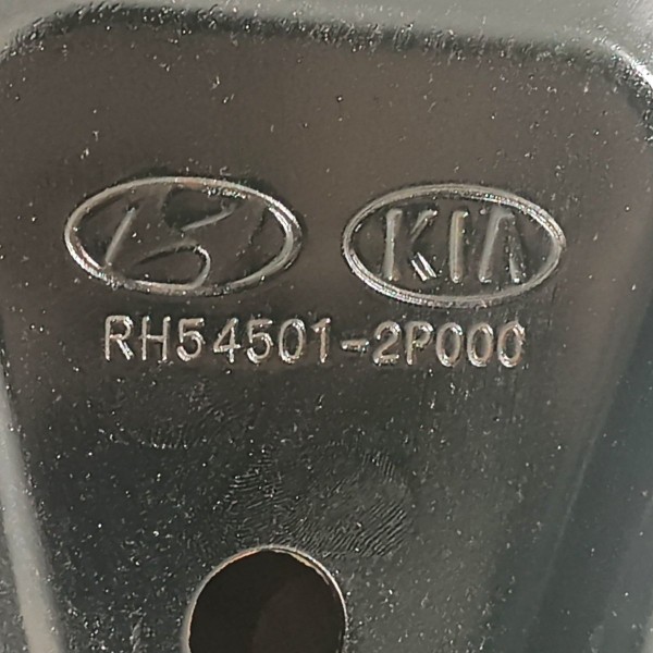 Bandeja Inferior Lado Direito Kia Sorento 2.4 2010 A 2014