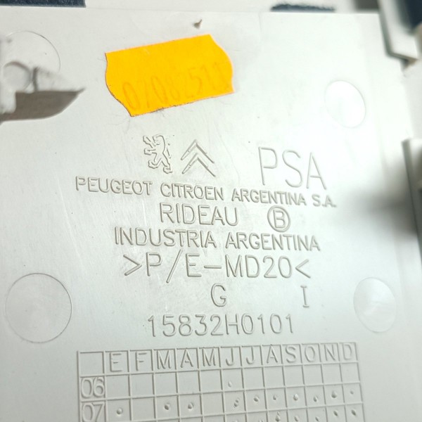 Acabamento Coluna Central Lado Esq Citroën C4 Pallas 2008