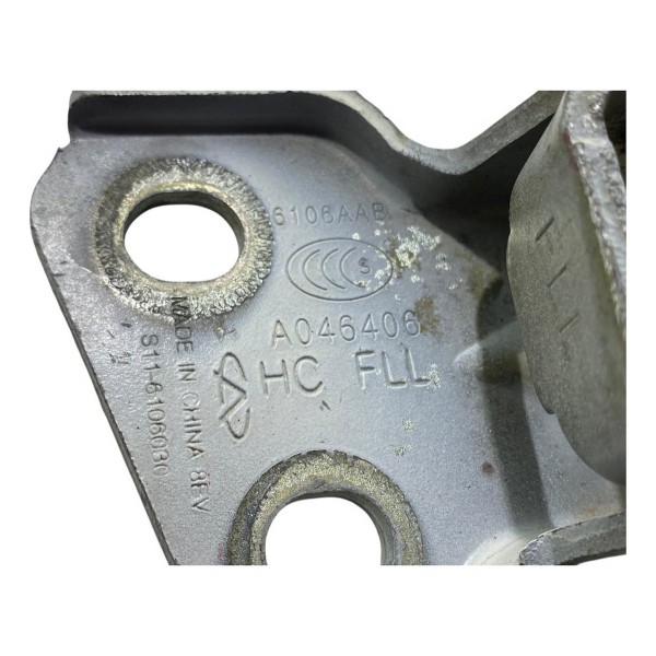 Dobradiça Superior Porta Dianteira Esquerda Chery Qq 2011 15