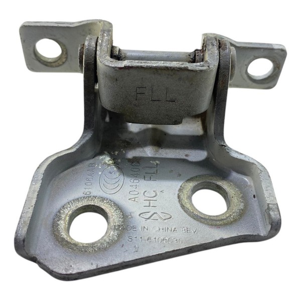 Dobradiça Superior Porta Dianteira Esquerda Chery Qq 2011 15