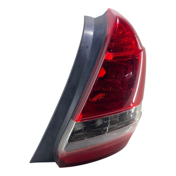Lanterna Traseira Direita Toyota Etios Sedan 2013 A 2020