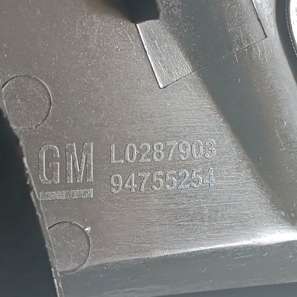 Acabamento Banco Do Onix Chevrolet Lado Direito 2019