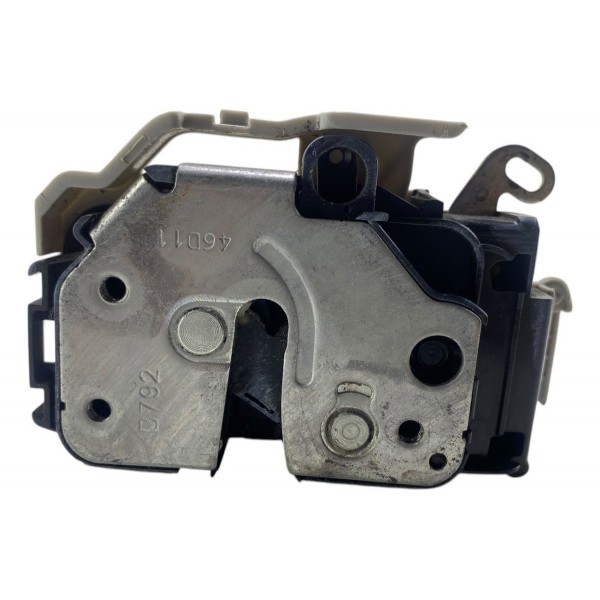 Fechadura Porta Dianteira Direita Fiat Bravo 2011 A  2016