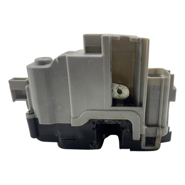 Fechadura Porta Dianteira Direita Fiat Bravo 2011 A  2016