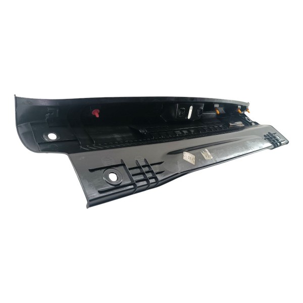 Soleira Moldura Tampa Traseira Fiat Argo 2017 2018 A 2022