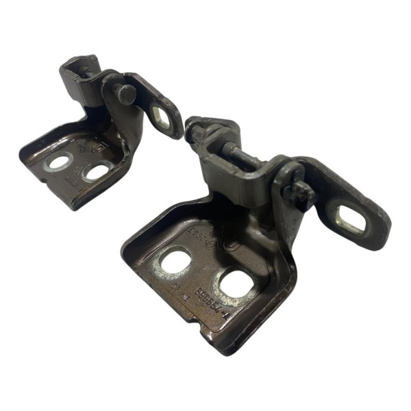 Dobradiça Porta Traseira Esquerda Renault Duster 2014 2019