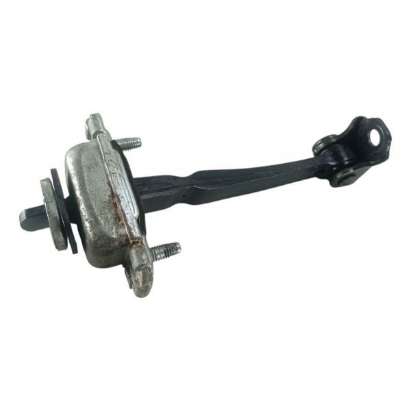 Limitador Porta Dianteira Esquerda Gm Spin 2013 A 2017