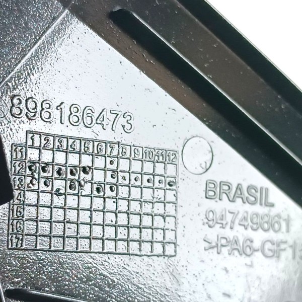 Moldura Externa Retrovisor Lado Esquerdo Gm Spin 2013 A 2017