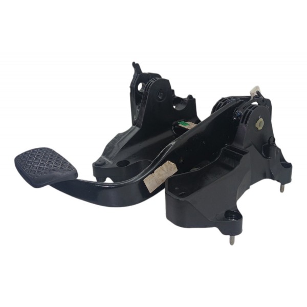 Suporte E Pedal Freio Gm Cobalt Onix Spin 2012 2016