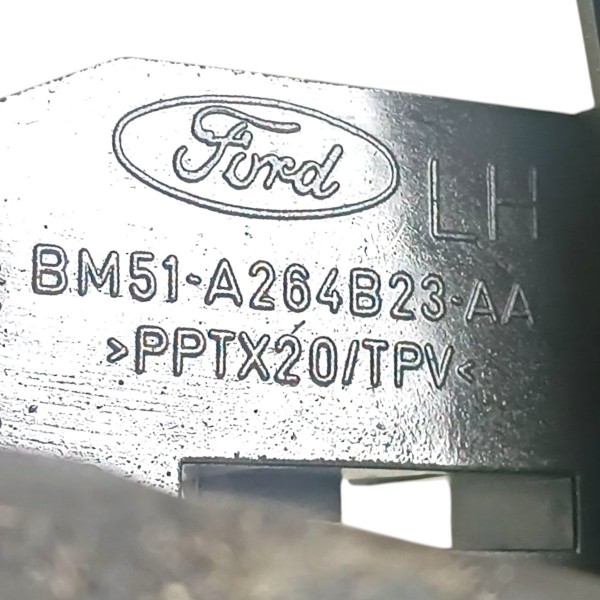 Guia Vidro Porta Traseira Esquerda Ford Focus 2014 A 2017