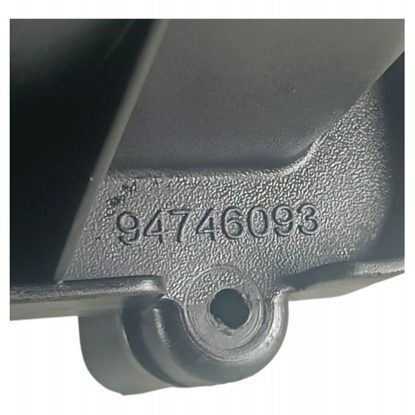Caixa Filtro De Ar Chevrolet Onix  2013 2014 2015 A 2018