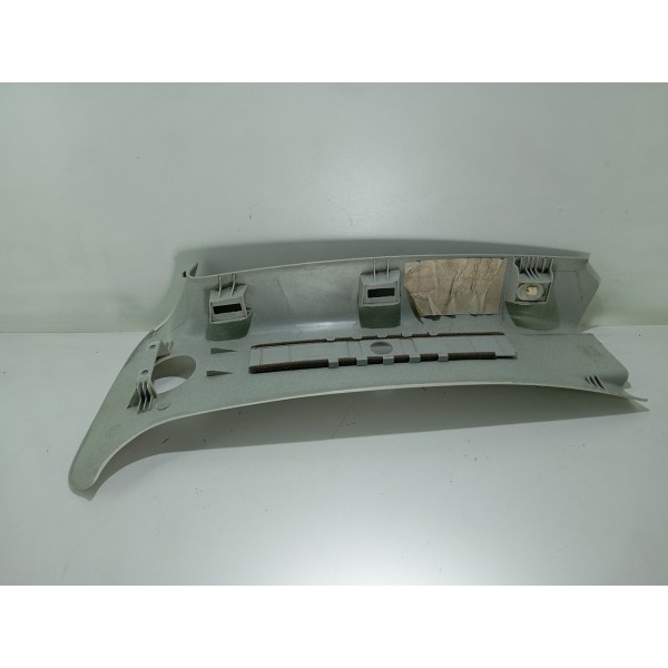 Moldura Acabamento Lateral Esquerdo Vw New Beetle 2010