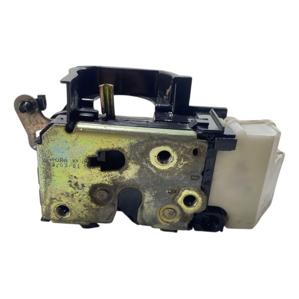 Fechadura Porta Dianteira Direita Fiat Palio 2001 2002 2006
