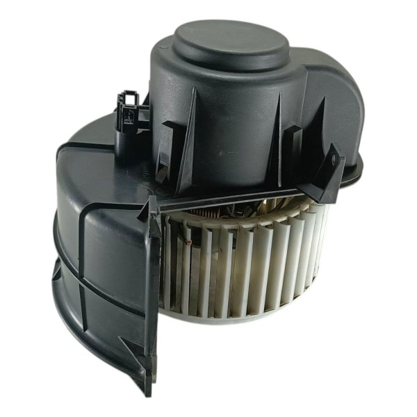 Motor Ventilador Ar Forçado Vw Amarok 2011 2012 2013 A 2020