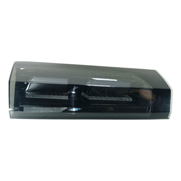 Lanterna Tampa Traseira Esquerda Peugeot 2008 1.0 2024 2025