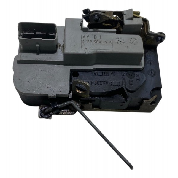 Fechadura Porta Dianteira Direita Peugeot 206 2004 A 2010