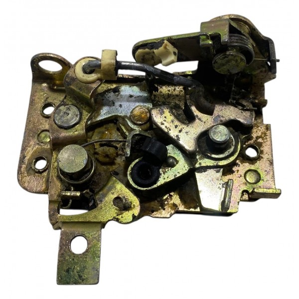 Fechadura Porta Dianteria Direita Gm Kadett 1889 1890 A 1994