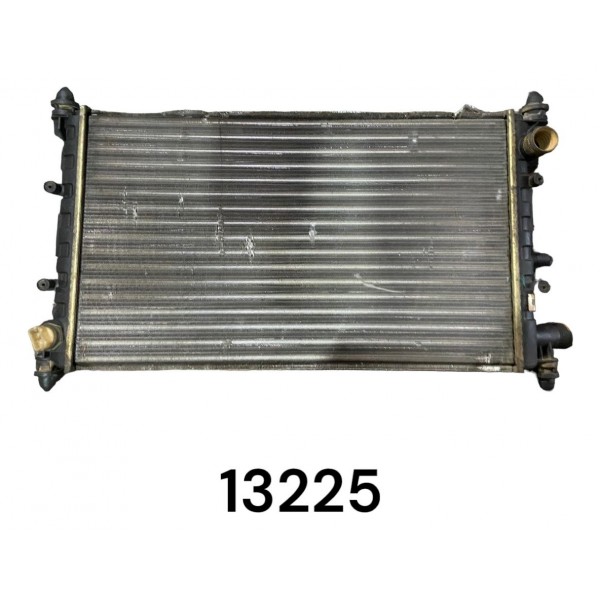 Radiador Volkswagen Pointer Logus 205001702 *13225 Pr121