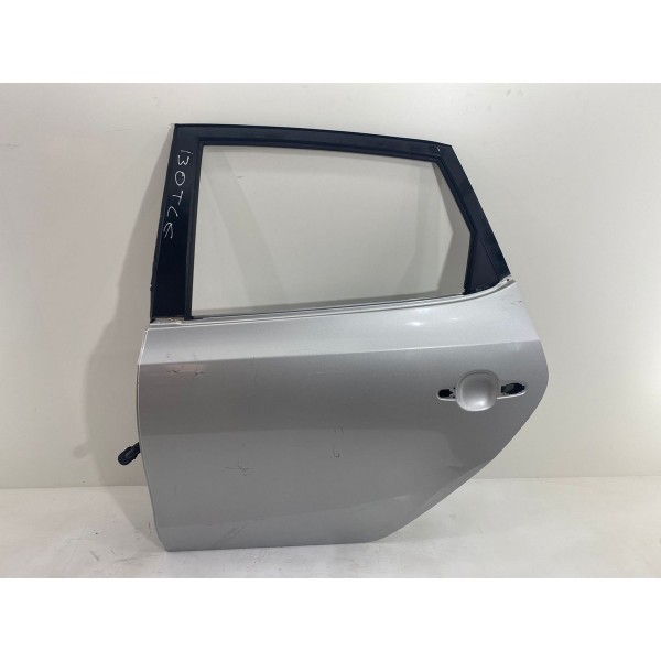 Porta Traseira Esquerda Hyundai I30 Hatch 2010 A 2012