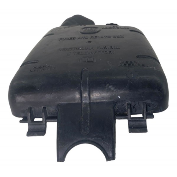 Tampa Caixa Fusíveis Externo Fiat Uno Vivace 2010 2011  2016