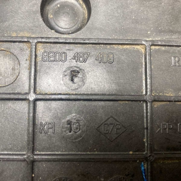 Suporte Caixa Bateria Renault Megane 2007 2008  2012