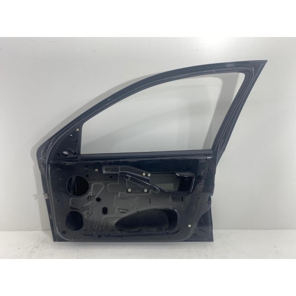 Porta Dianteira Direita Corsa 2003 A 2012 Montana 04 A 2010