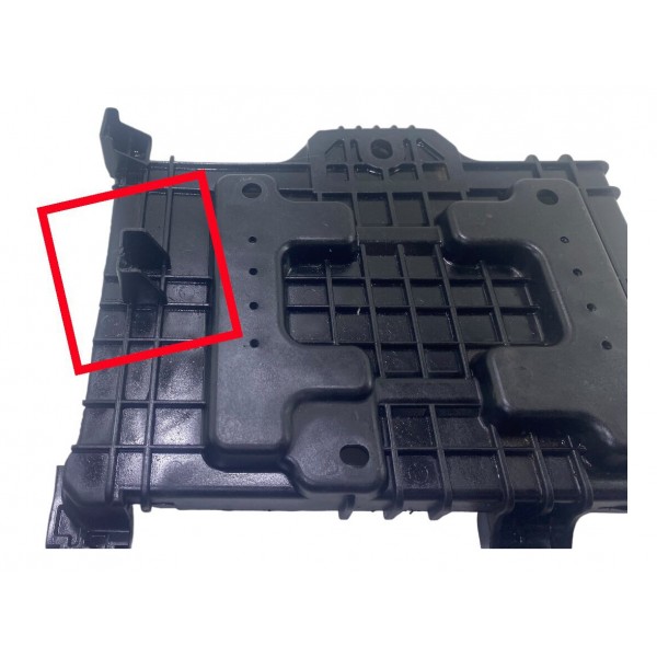 Moldura Suporte Bateria  Hyundai Santa Fé 2011 A 2012