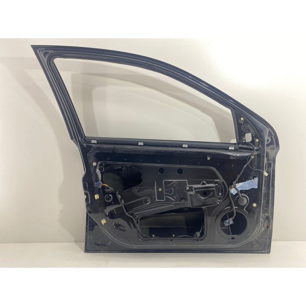 Porta Dianteira Esquerda Gm Vectra 2006 A 2011