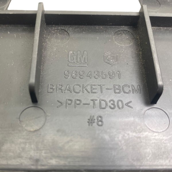 Suporte Módulo Bcm Chevrolet Onix 2013 2014 2015 A 2019