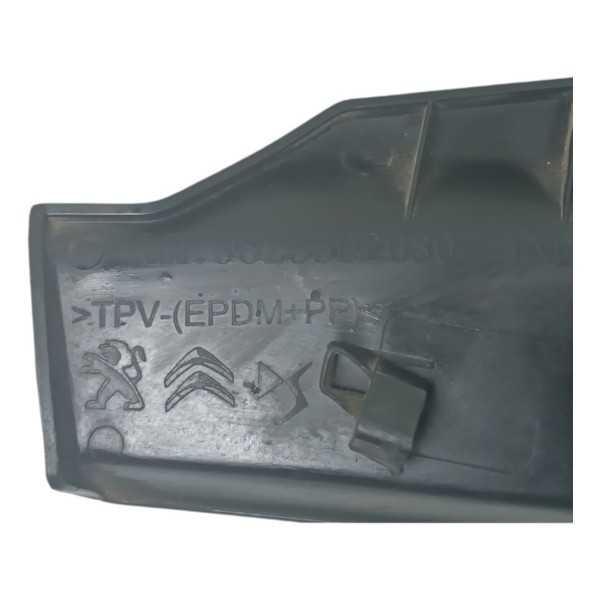 Acabamento Esquerdo Churrasqueira Peugeot 208 2021 A 2024
