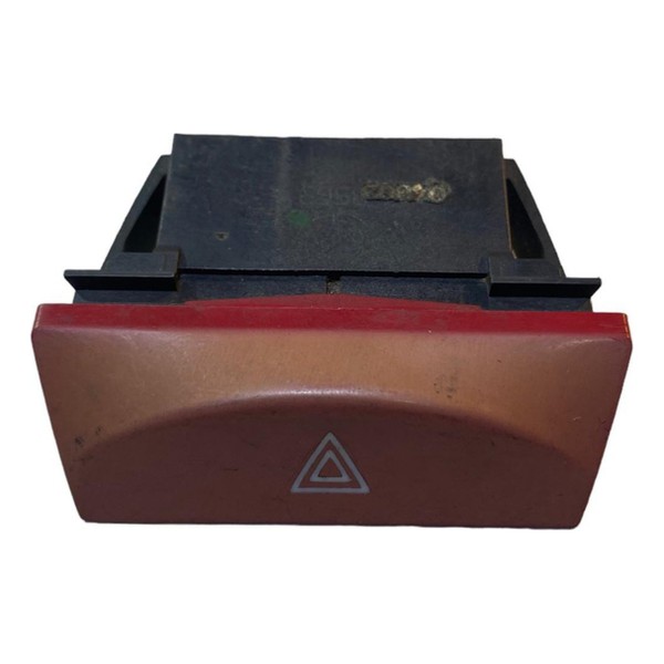 Botão Interruptor Pisca Alerta Fiat Stilo 2007 A 2011