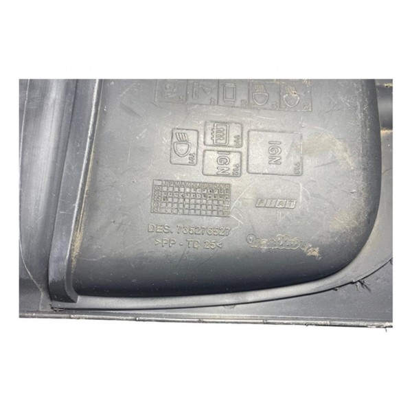 Tampa Caixa Fusível Fiat Palio Fire 1.0 16v 2003 A 2013