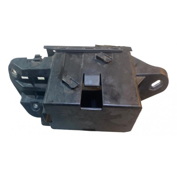 Caixa Bateria Auxiliar Mercedes A200 2014